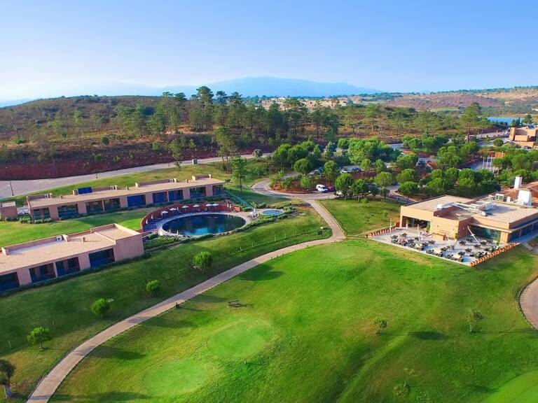 nau-morgado-golf-country-club-golf-course-view-from-hotel