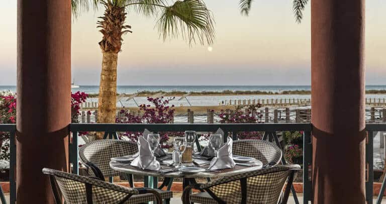 Sheraton_Miramar_El_Gouna_Red_Sea_Egypt_Main_restaurant_outside