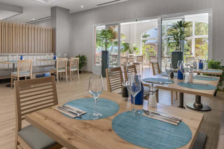 1 Buffet Restaurant