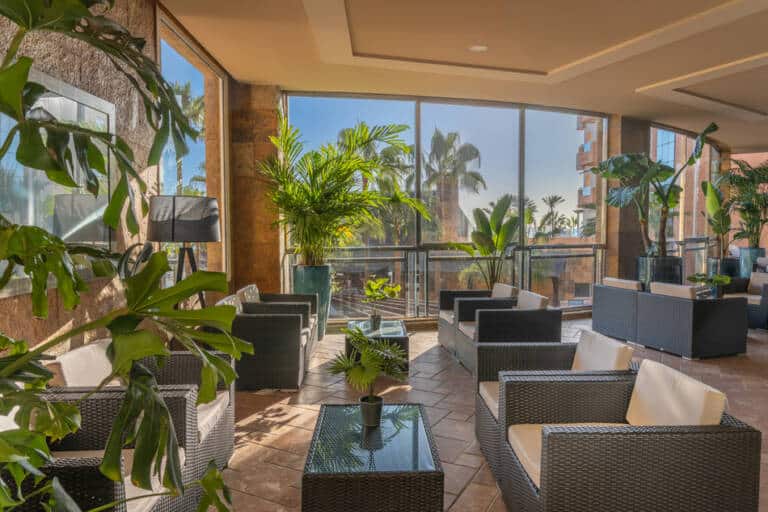 6 Lobby Bar Terrace