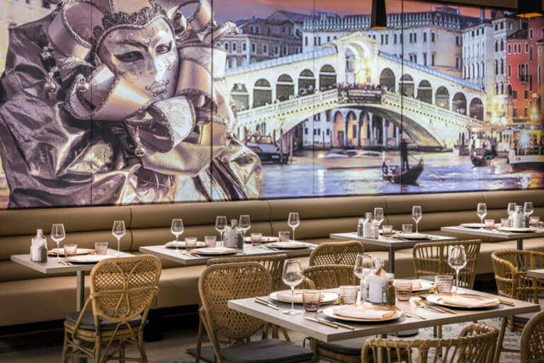 9 estaurant La Nonna