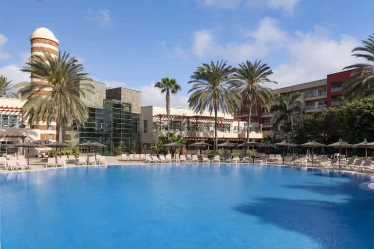 Elba Pool Area 2