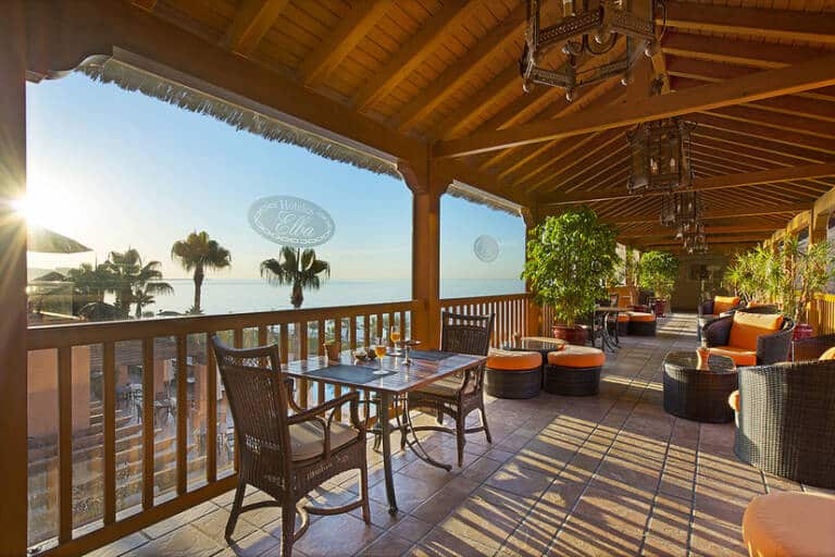 Lobby bar terraza 1