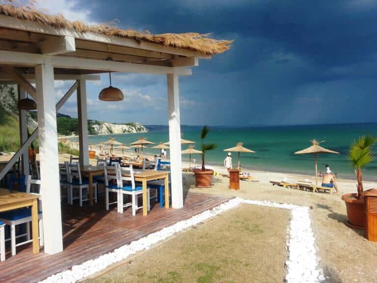 Cherry Beach &amp; Beach Bar